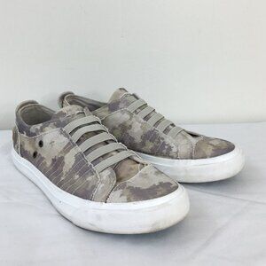 Blowfish Women's Green Camo Slip On Sneakers Size 9 GREAT Condition